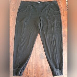 Eileen Fisher Black Joggers, L